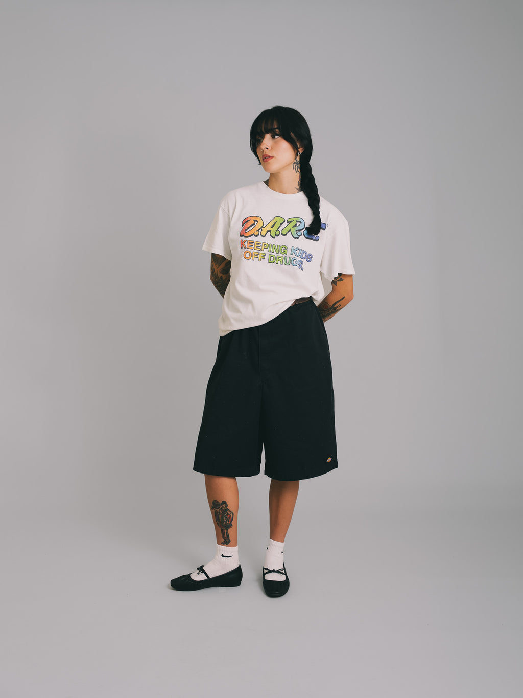 CAMISETA DARE "KEEPING KIDS OFF DRUGS"