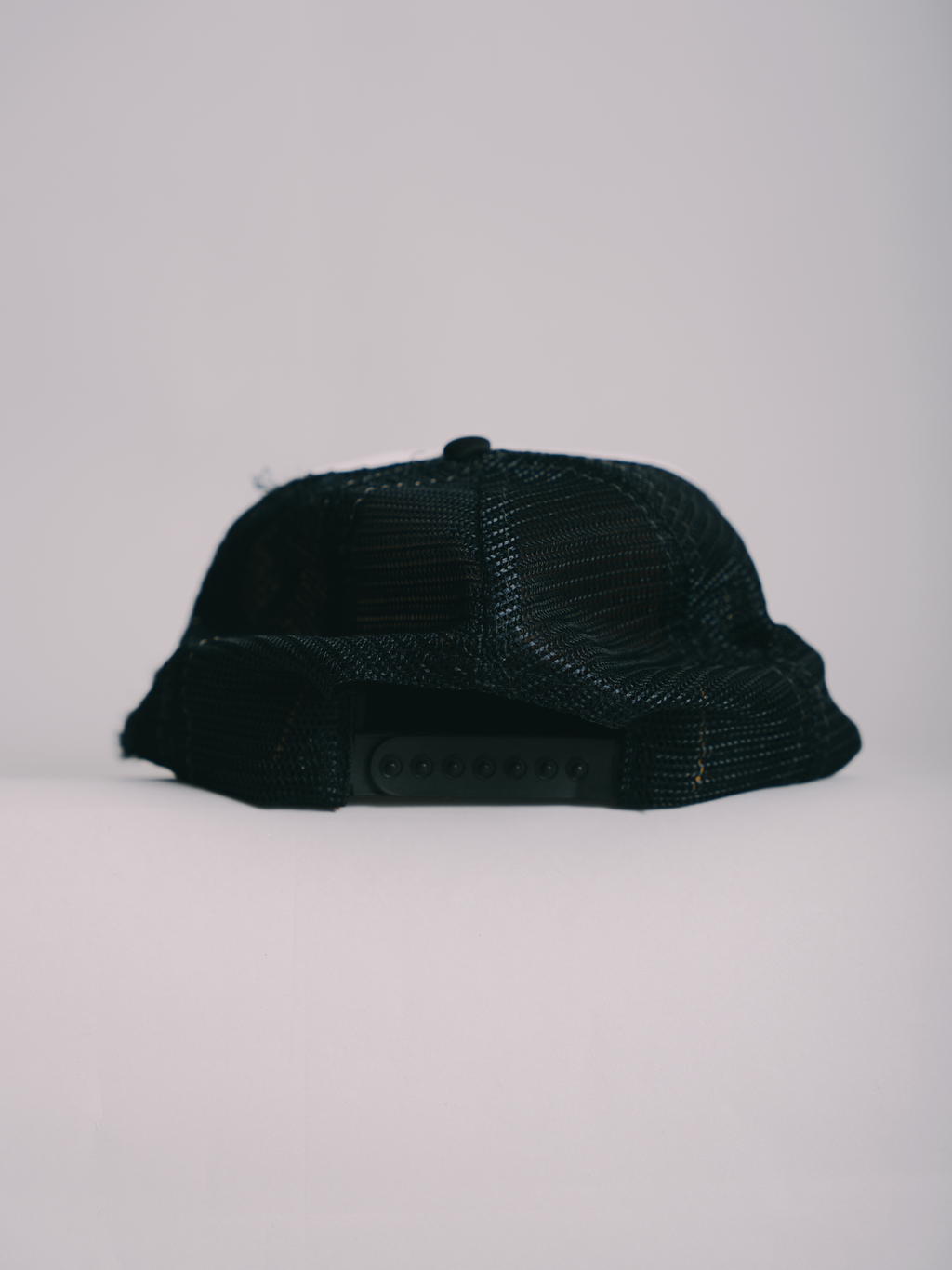 BONÉ TRUCKER 90'S "SR-71 BLACKBIRD"