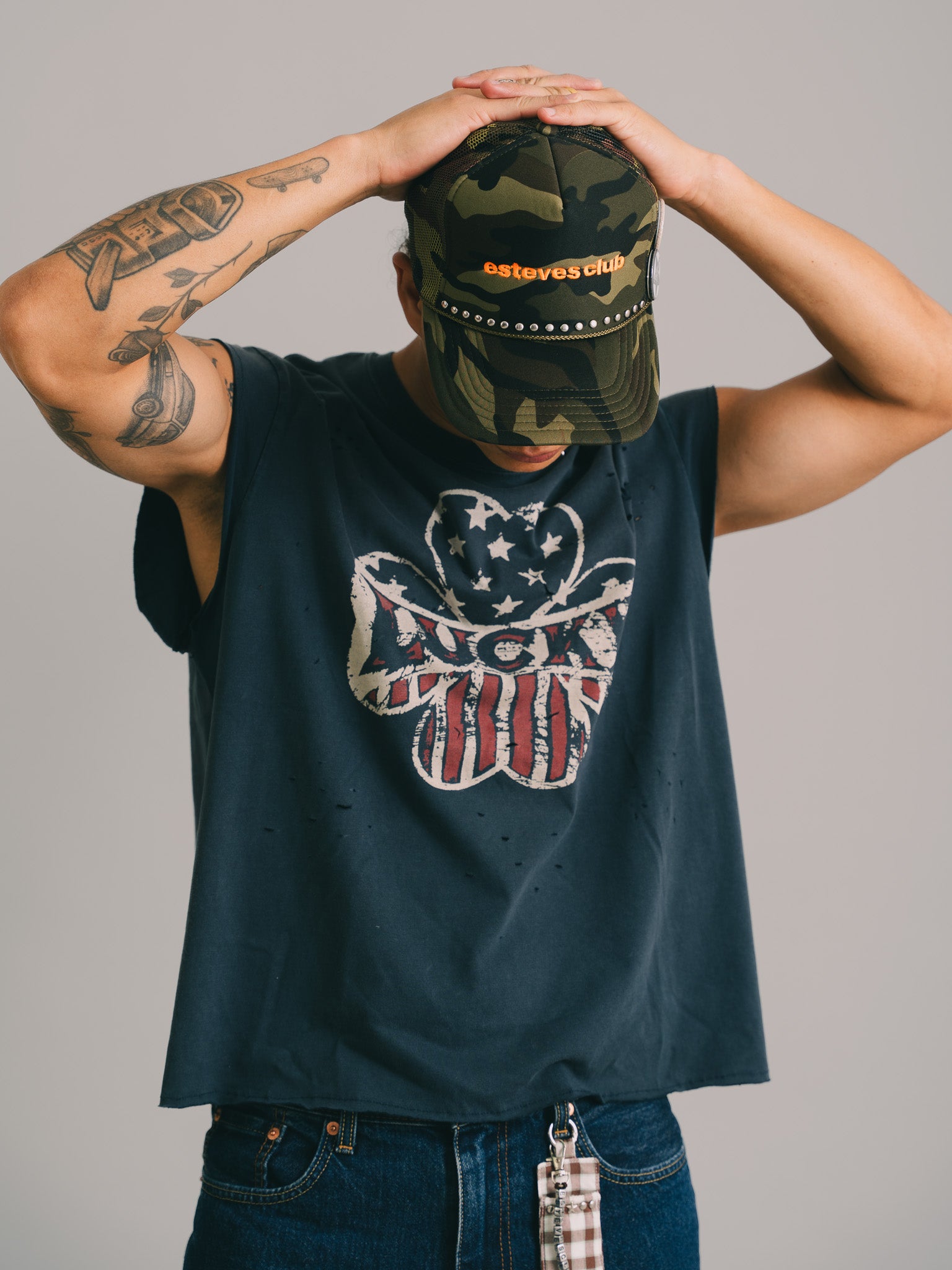 MUSCLE TEE “LUCKY BRAND”