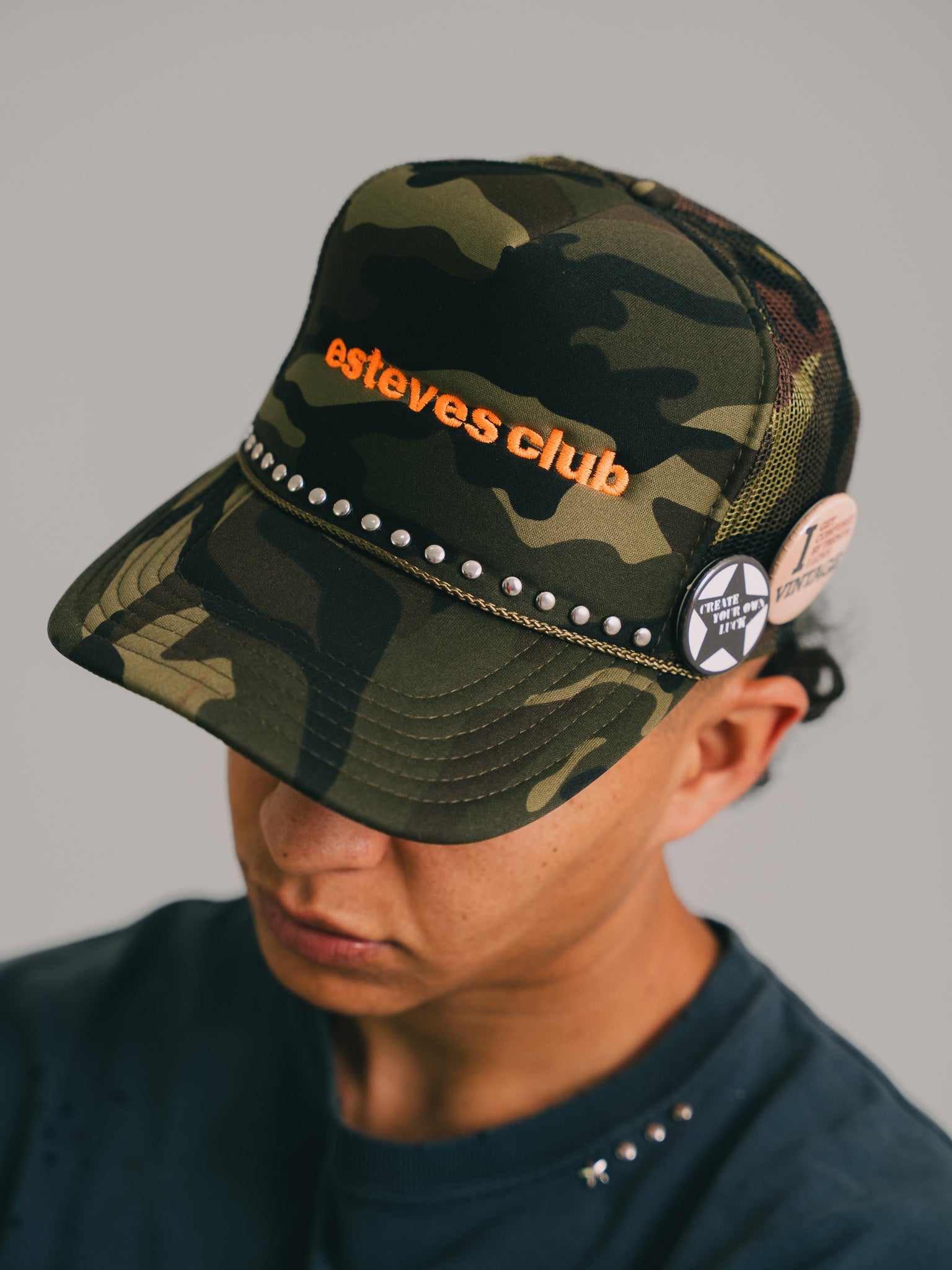 BONÉ TRUCKER CAMUFLADO "ESTEVES CLUB"