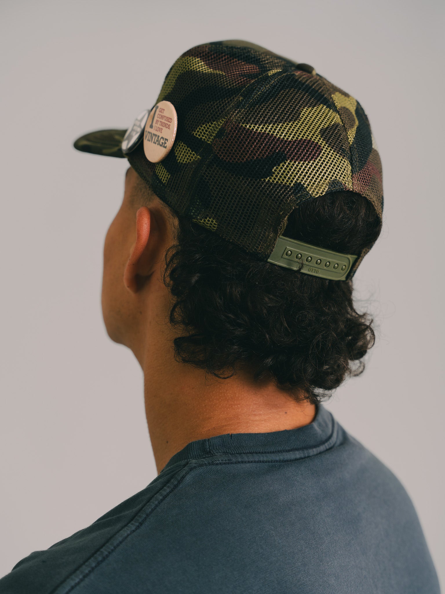 BONÉ TRUCKER CAMUFLADO "ESTEVES CLUB"