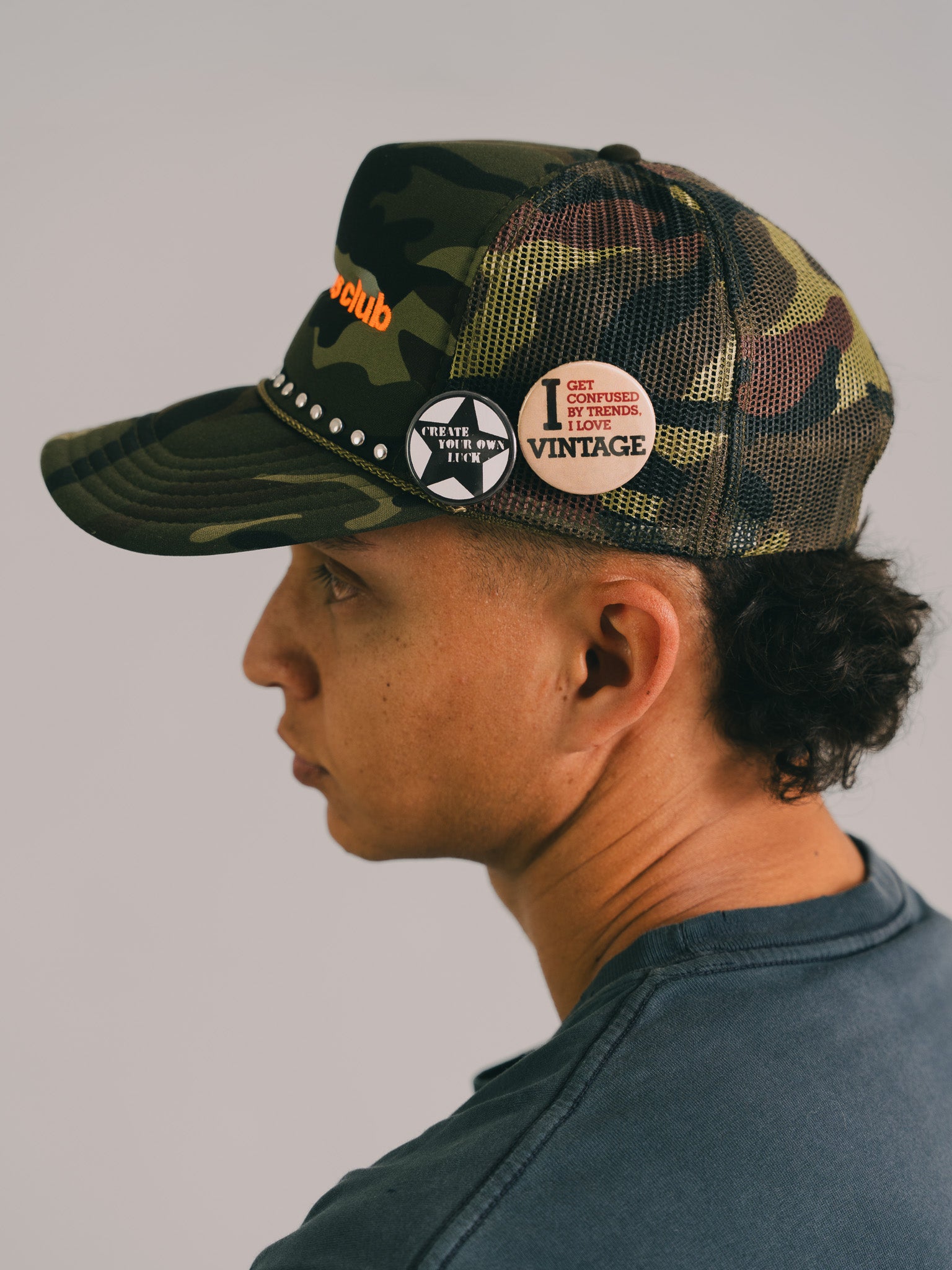 BONÉ TRUCKER CAMUFLADO "ESTEVES CLUB"