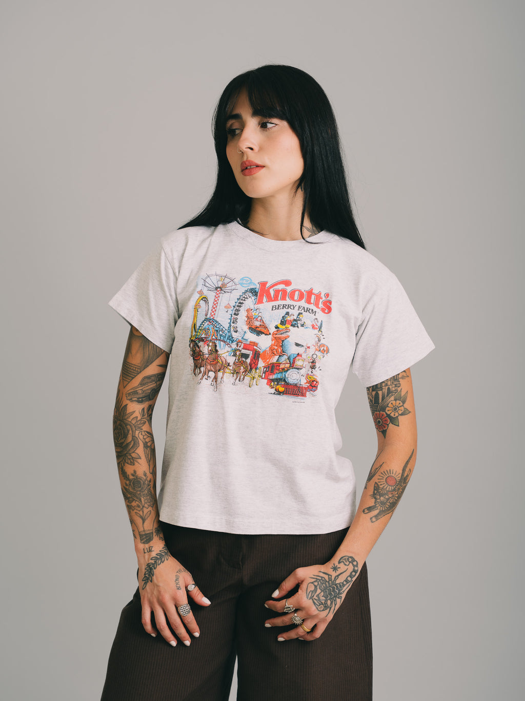 BABY TEE "KNOTT`S BERRY FARM"
