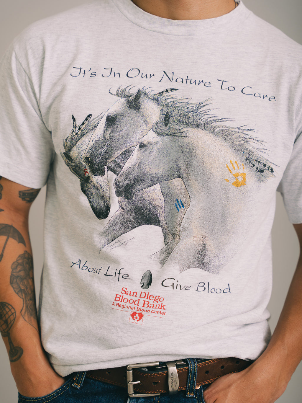 "CAMISETA IT`S IN OUR NATURE TO CARE 1997"